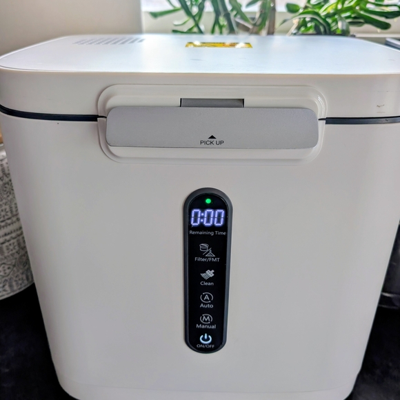 White Multi-Function Kitchen Appliance - Picture 3 of 6